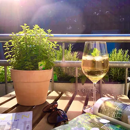 Stader Loft Mit Sonnenbalkon Apartment Stade